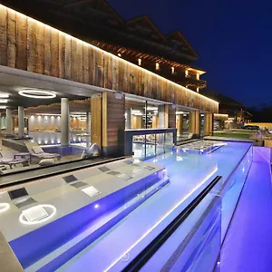 alpen-village-hotel.it-lombardy.com/